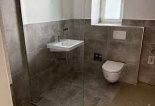 Badezimmer – weitere Ansicht